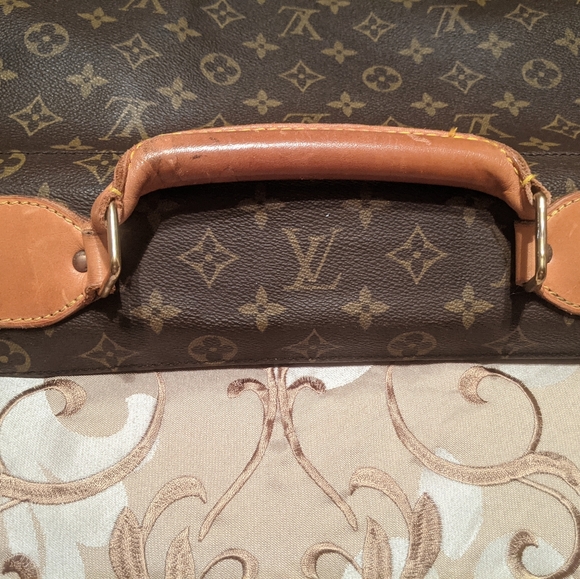 Louis Vuitton Garment Bag - Picture 14 of 16